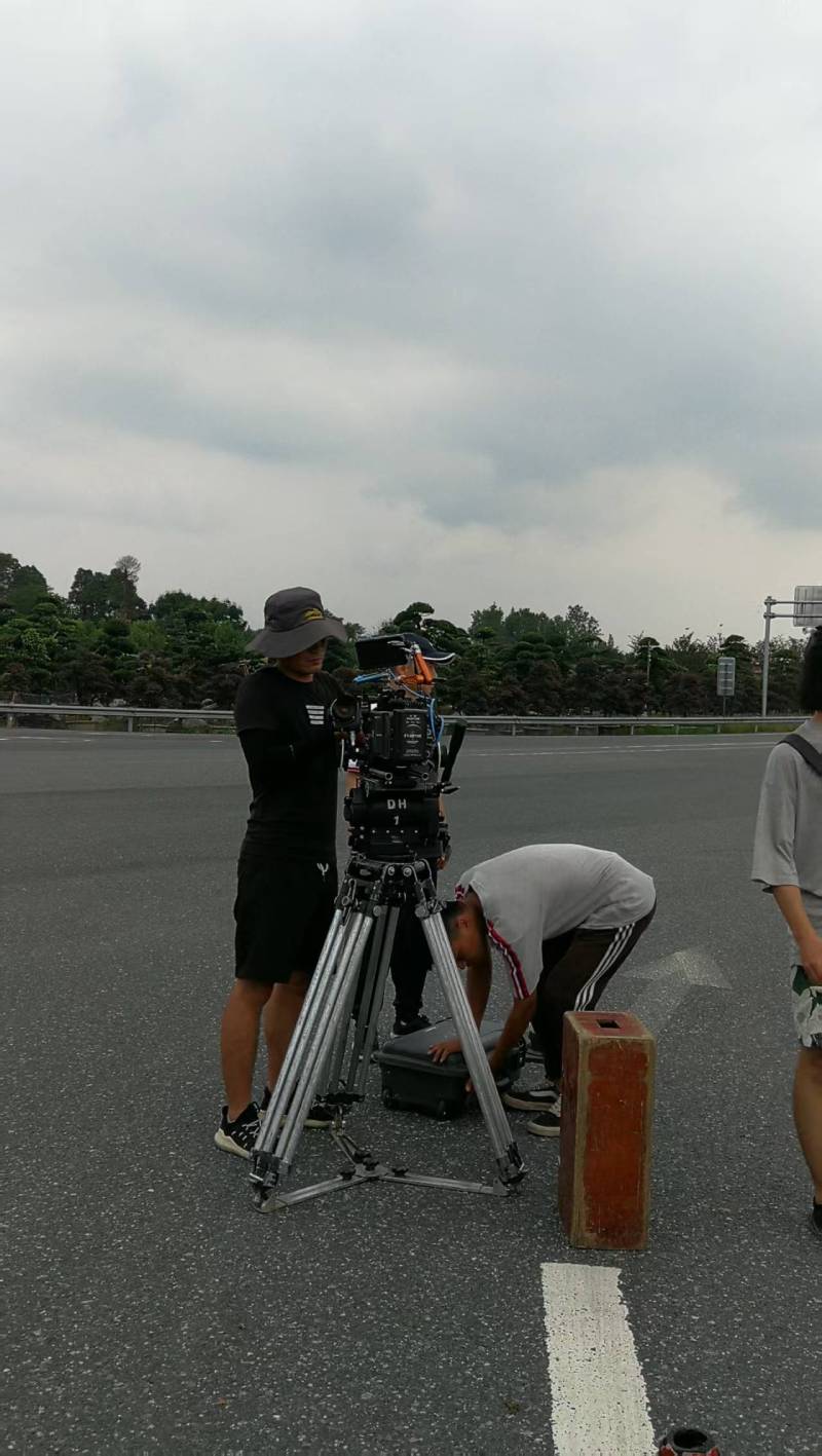 聚焦山城区产品视频拍摄，以专业视角雕琢产品高光影像